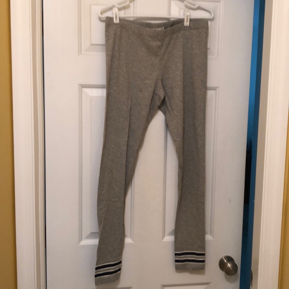 Brand New w/o tags - Aeropostale leggings Sz Large